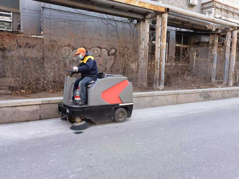 北京798藝術(shù)區(qū)使用揚子掃地機(jī)后，持續(xù)采購！