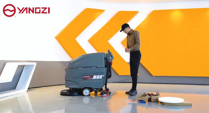 不同場景如何去選擇？掃地機(jī)還是洗地機(jī)？