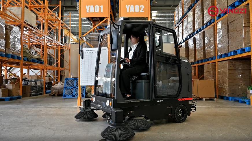 電動(dòng)道路清掃車(chē)介紹