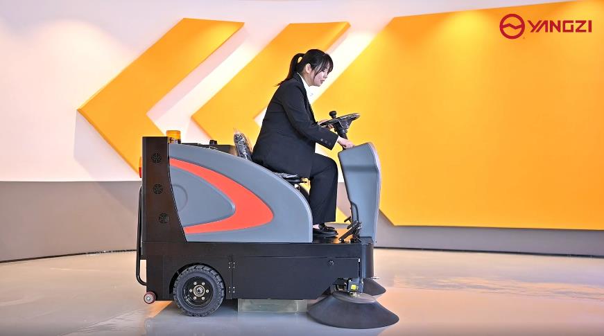 電動(dòng)掃地車(chē)的價(jià)格多少